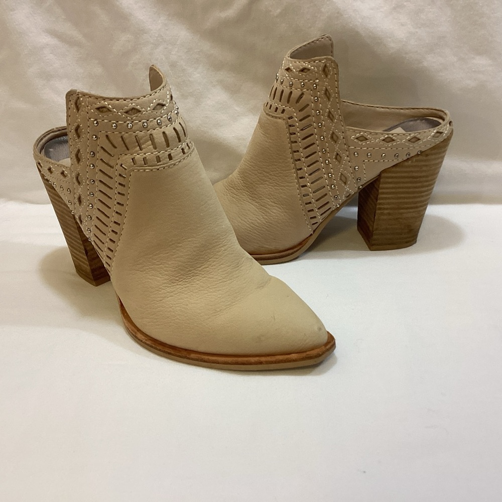 DOLCE VITA LIGHT TAN LEATHER MULES BOOTIES WITH SILVERTONE STUDS SZ 7.5 …